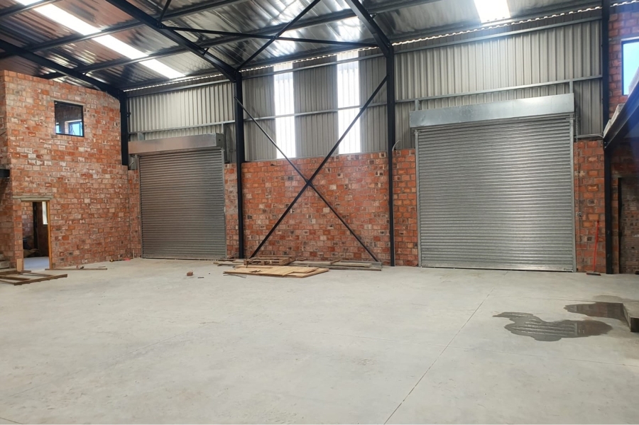 To Let commercial Property for Rent in Newton Park Eastern Cape